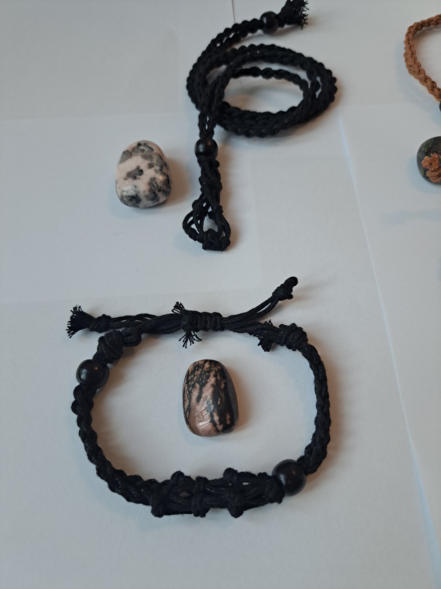 Crochet net necklace and bracelet