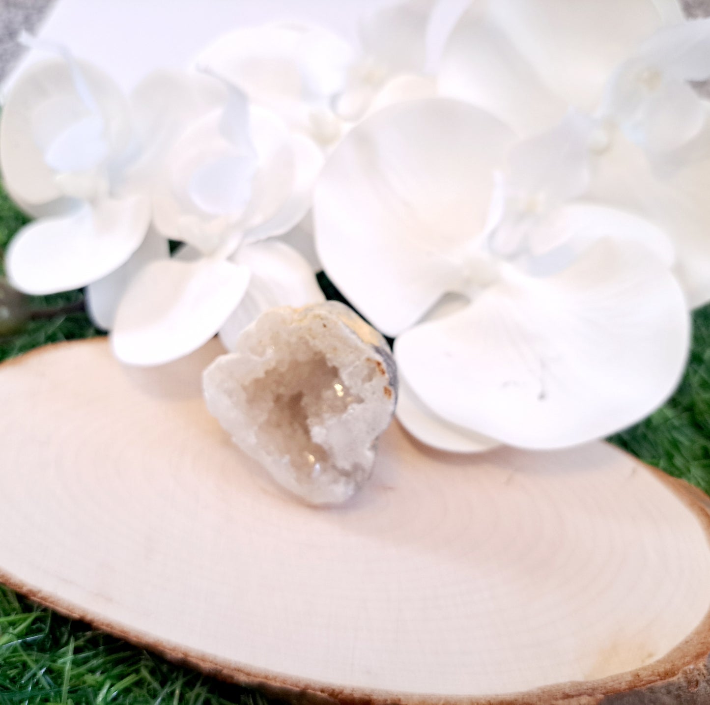 Natural agate raw geode