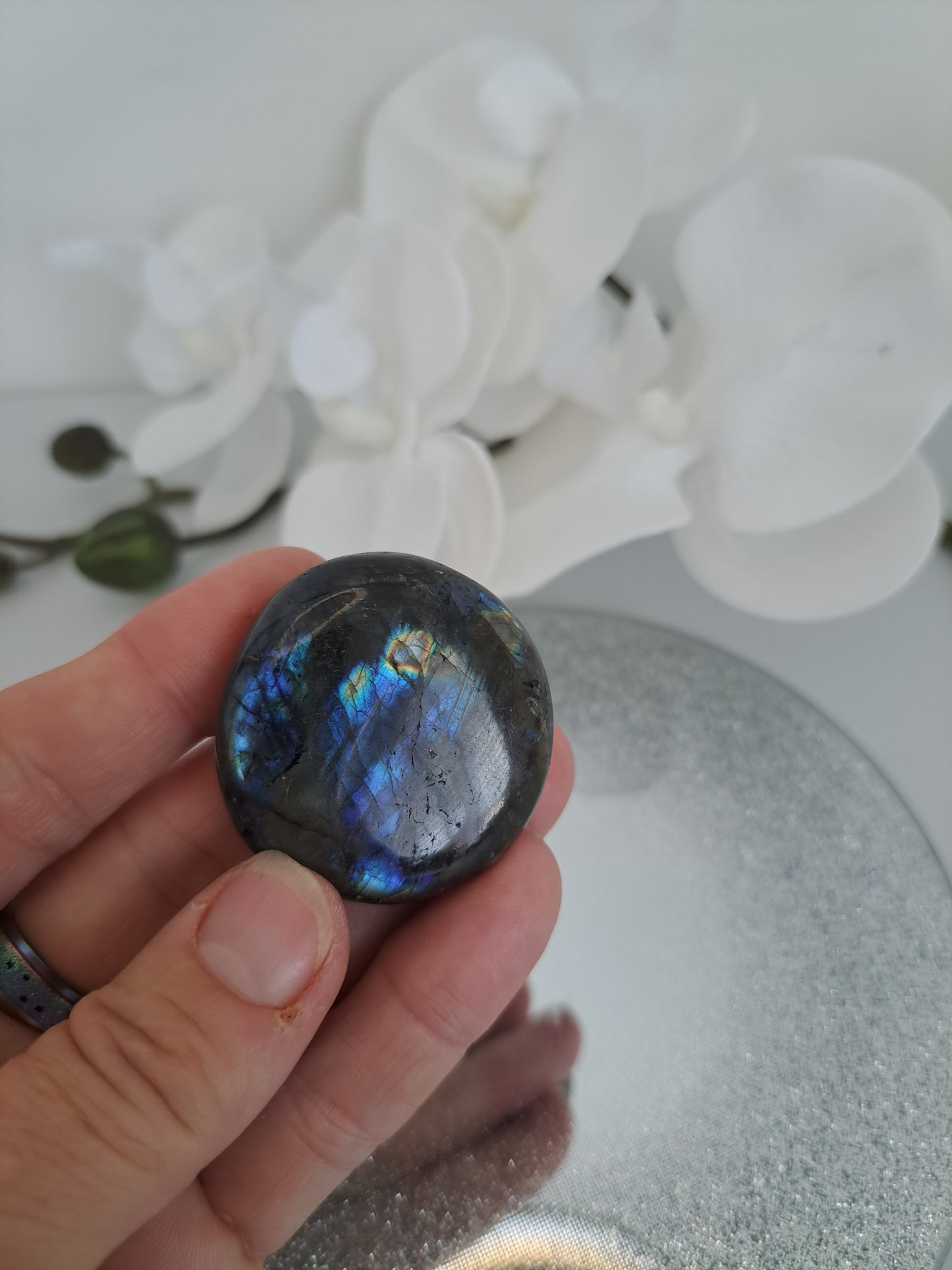 Labrodorite polished stones