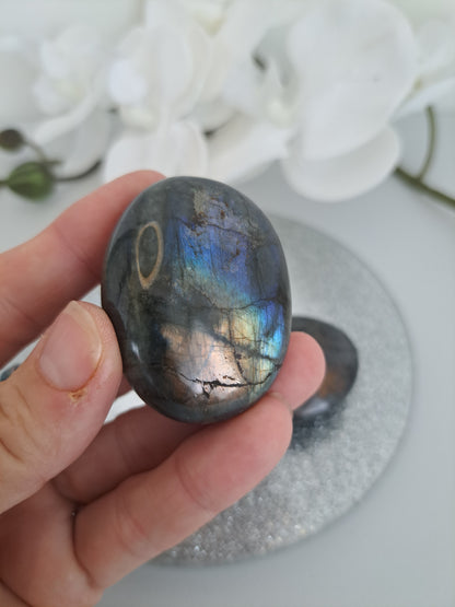 Labrodorite polished stones