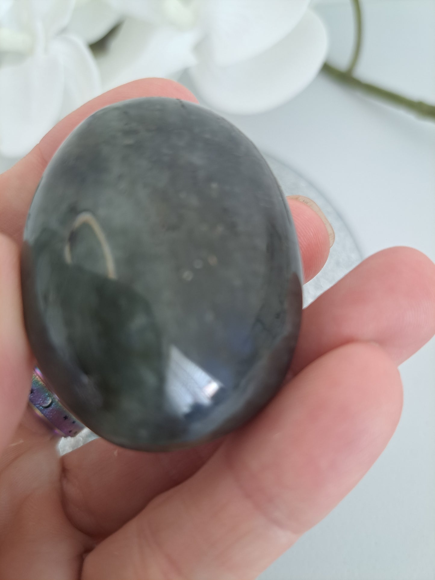 Labrodorite polished stones