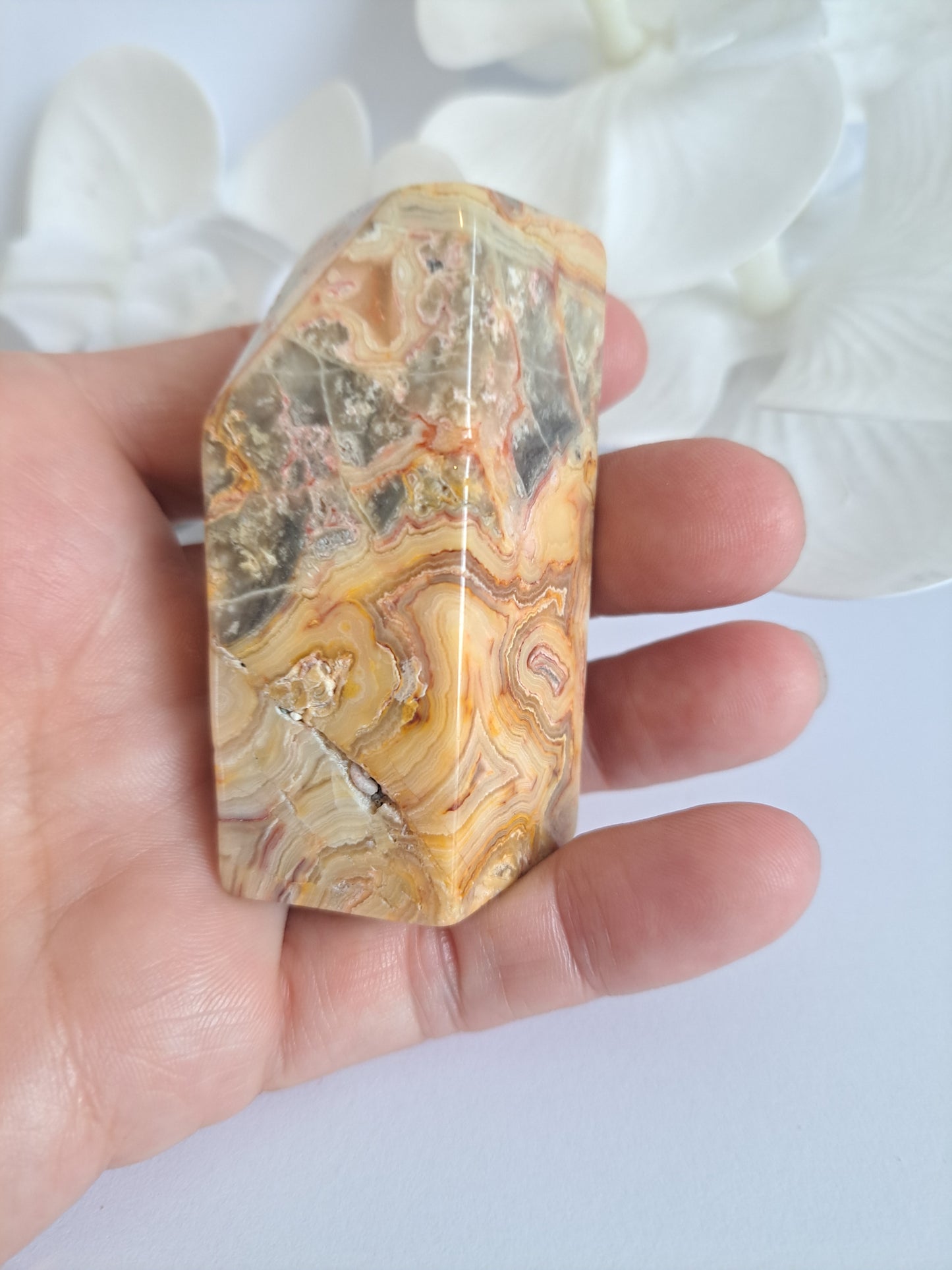 Crazy agate chunk